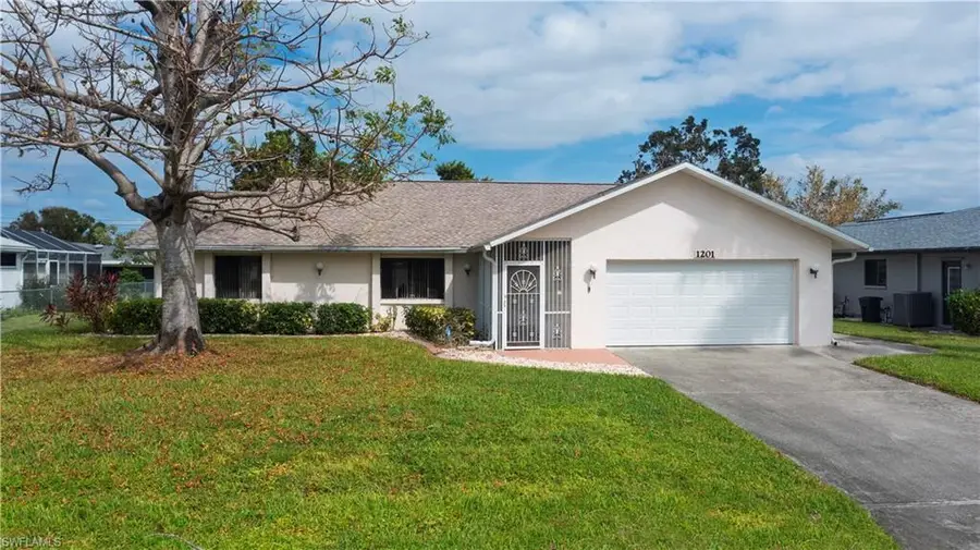 1201 SE 23rd Street, Cape Coral, FL 33990 - #2