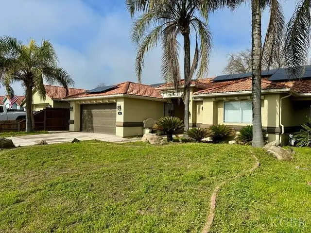 982 Cedarwood Street, Hanford, CA 93230 - Image #3