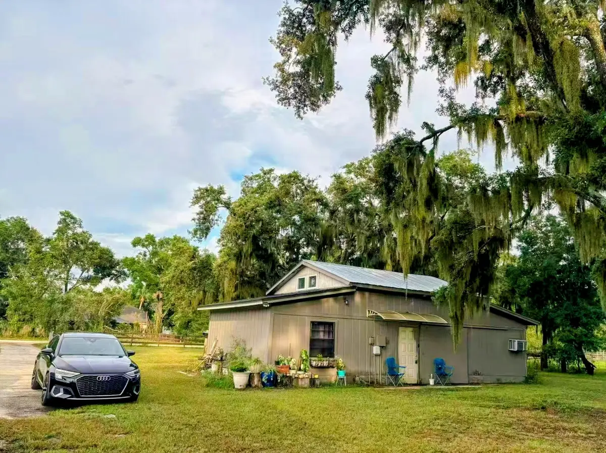3607 Ranch Rd, Valrico, FL 33596 - #1
