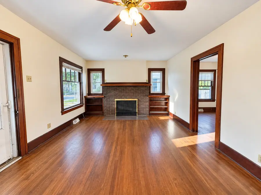 1059 10th Street, Charleston, IL 61920 - #3