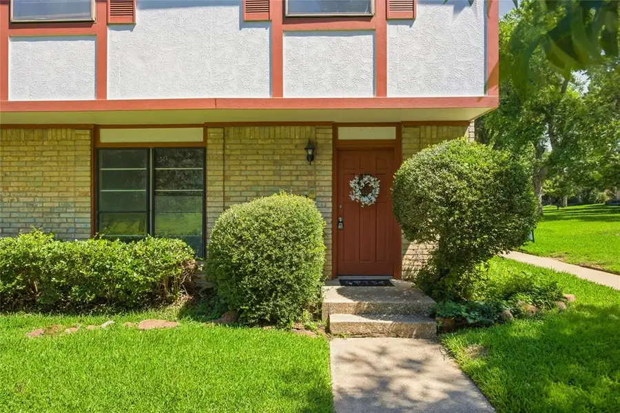 286 Westview Terrace, Arlington, TX 76013 - #3