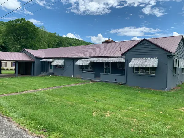 16 Mars Addition, West Hamlin, WV 25506