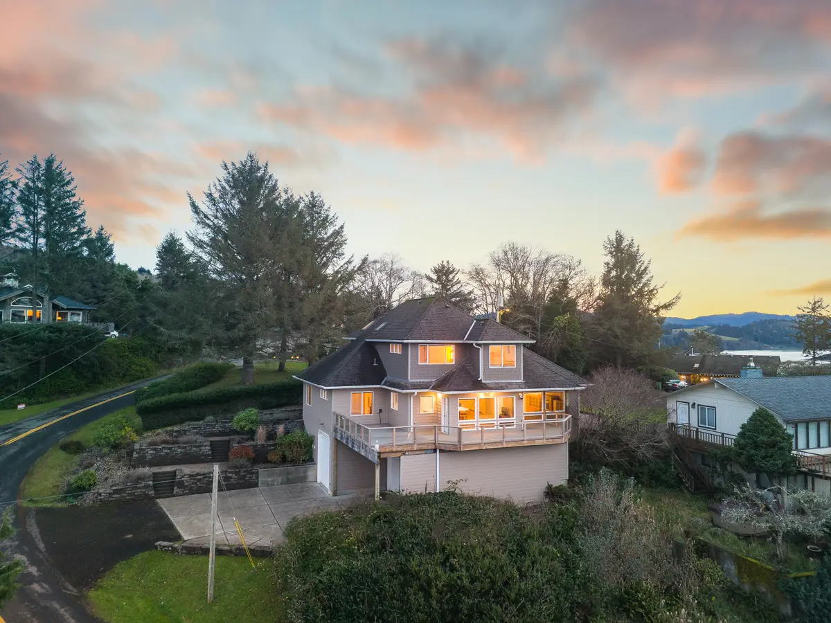 7270 Saghalie Ln, Pacific City, OR 97135 - Image #1