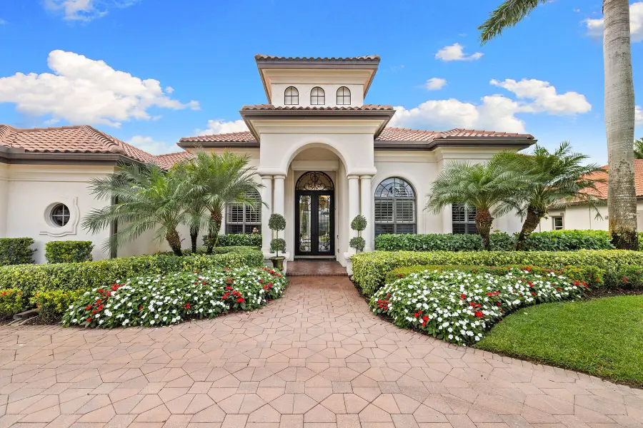 7837 Classics Drive, Naples, FL 34113 - #2