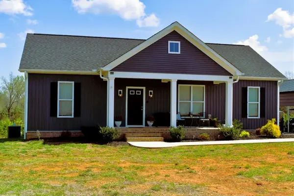 288 Moore Road, Farmville, VA 23901