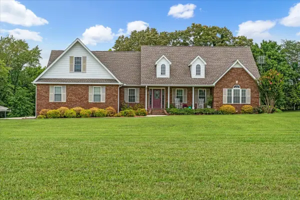 379 Hooper Rd, Winchester, TN 37398