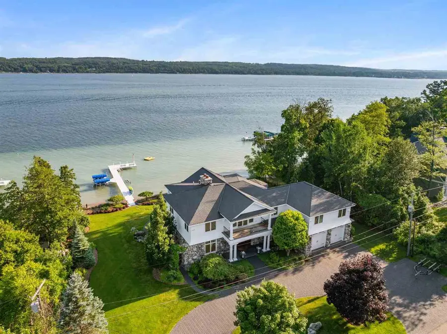 3248 Glenwood Beach Drive, Boyne City, MI 49712 - Image #3