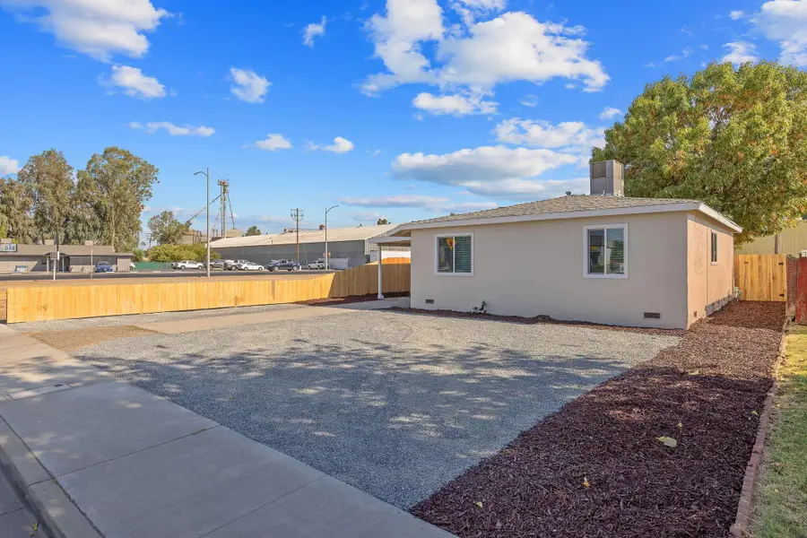 17 G Street, Lemoore, CA 93245 - Image #3