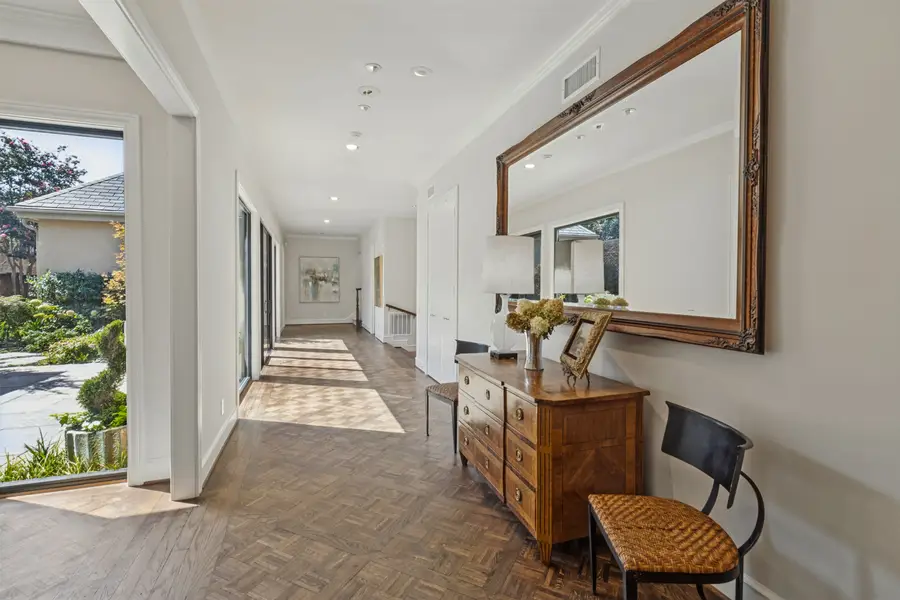 10 Saint Laurent Place, Dallas, TX 75225 - #3