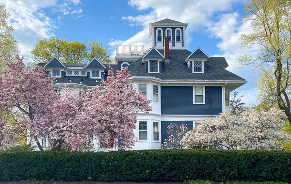 49 Shaw St, Newton, MA 02465