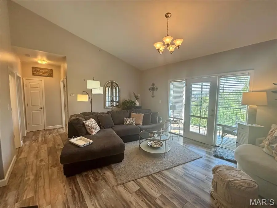 885 Forest Avenue #303, Valley Park, MO 63088 - #2