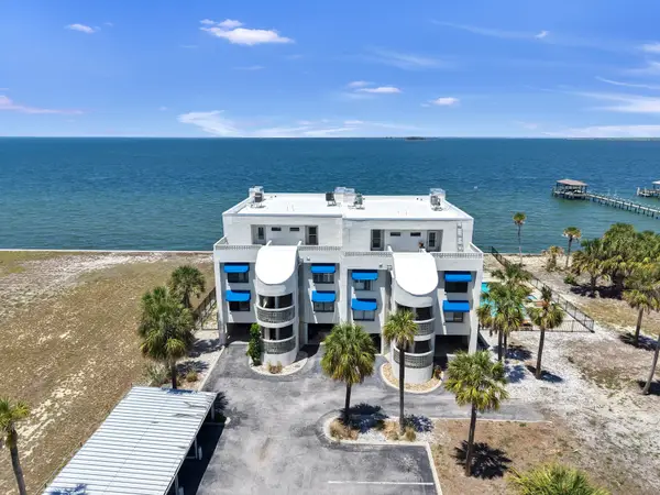 6504 Surfside Blvd # 4, Apollo Beach, FL 33572
