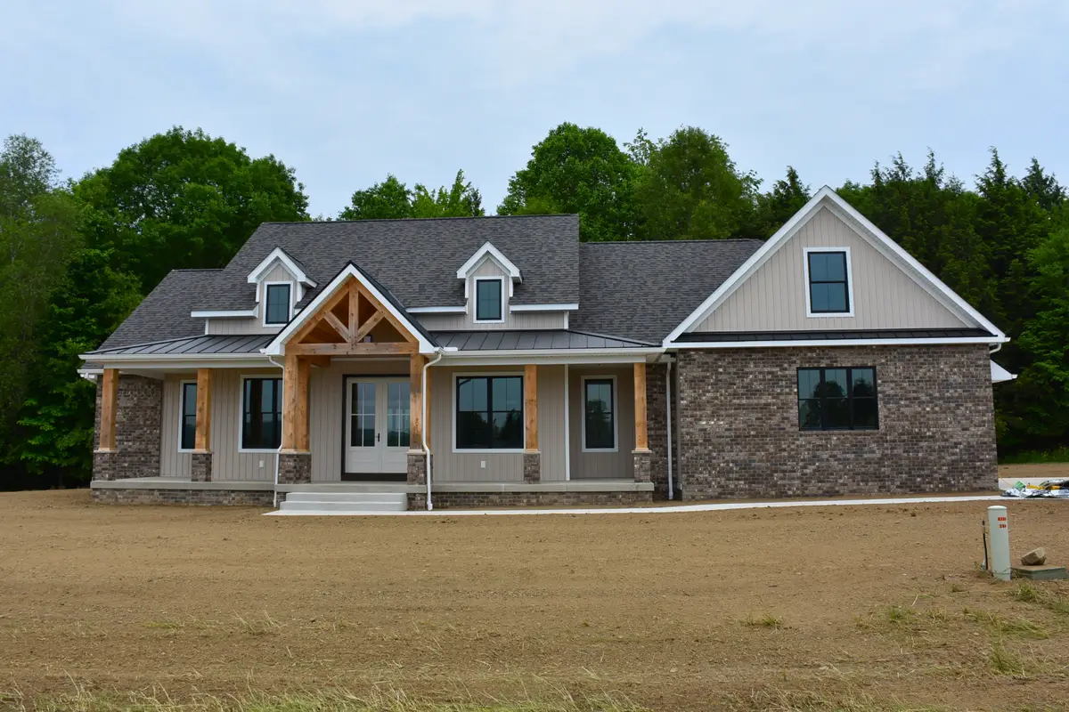 15990 Meadow Drive, Saegertown, PA 16433 - Image #1