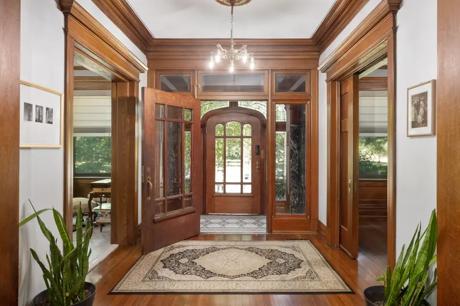 3500 Russell Boulevard, Saint Louis, MO 63104 - #3