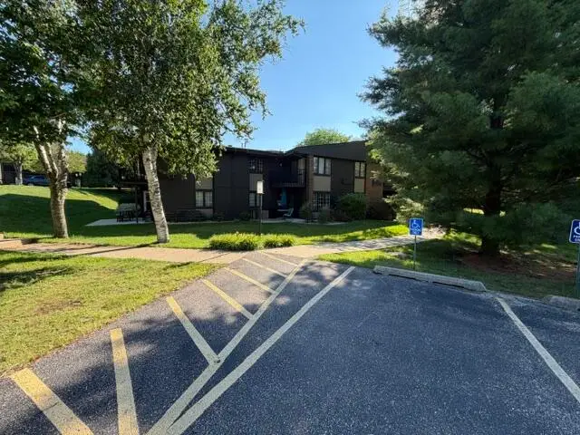 22 Matterhorn Cir, Geneva, WI 53147 - #2
