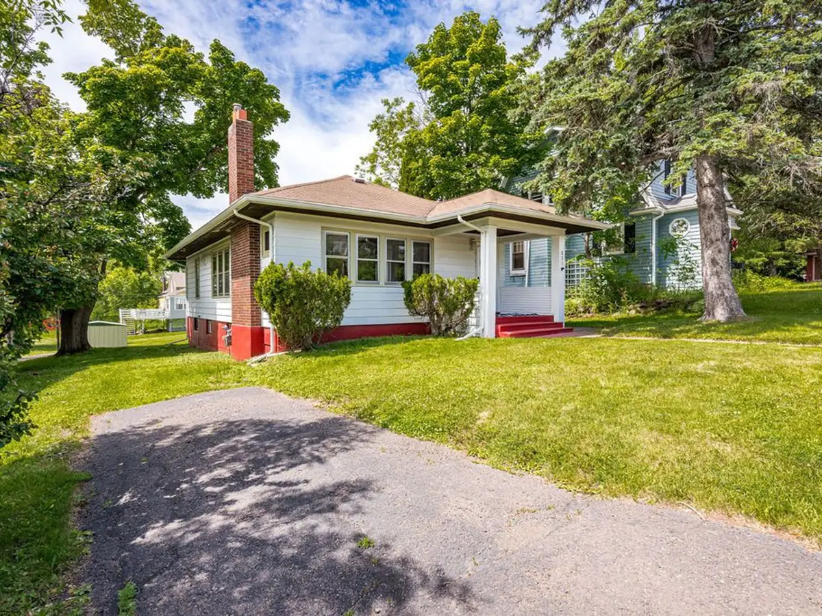 821 N 19th Avenue E, Duluth, MN 55812 - #1