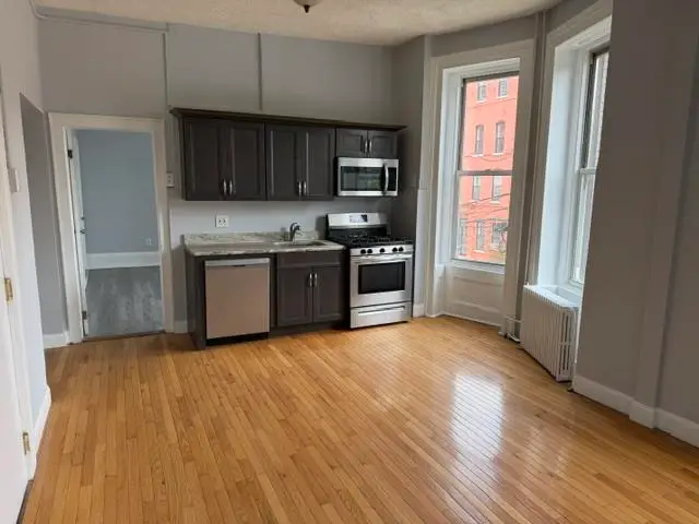 125 Palisade Ave , 2, Jersey City, NJ 07306 - #2