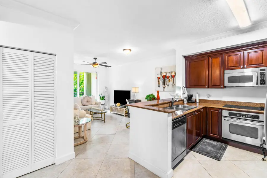 4 Renaissance Way #309, Boynton Beach, FL 33426 - #3