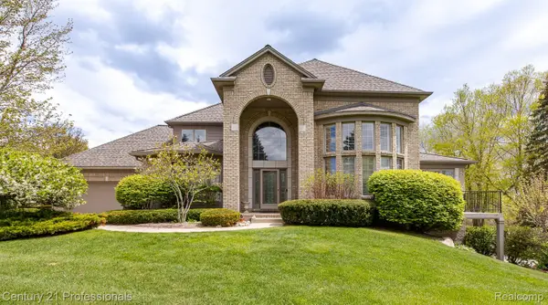 6410 Enclave Drive, Clarkston, MI 48348