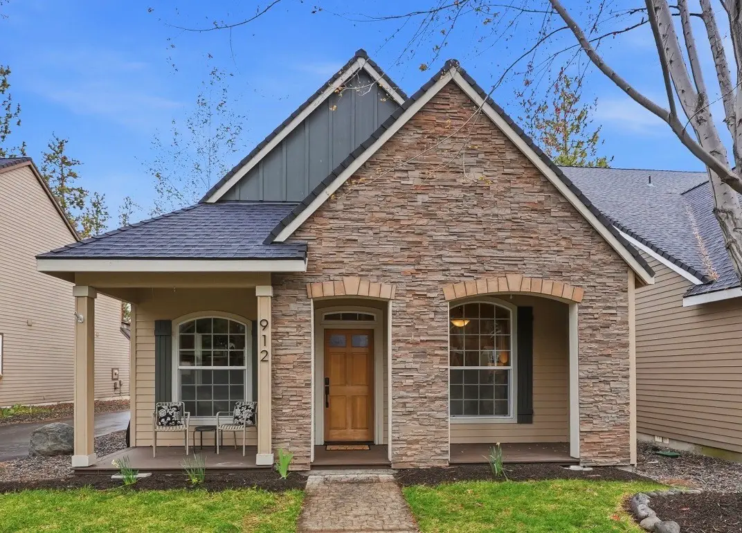 912 E Timber Pine Drive, Sisters, OR 97759 - #1