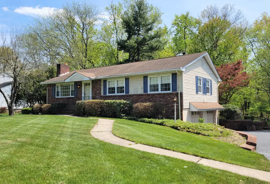 484 Stony Brook Dr, Bridgewater Center, NJ 08807 - #2