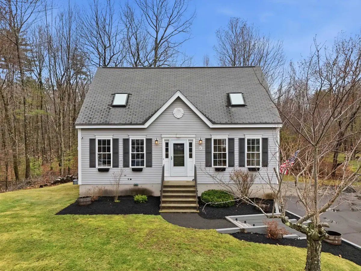 41 Drew Woods Drive, Derry, NH 03038 - #1