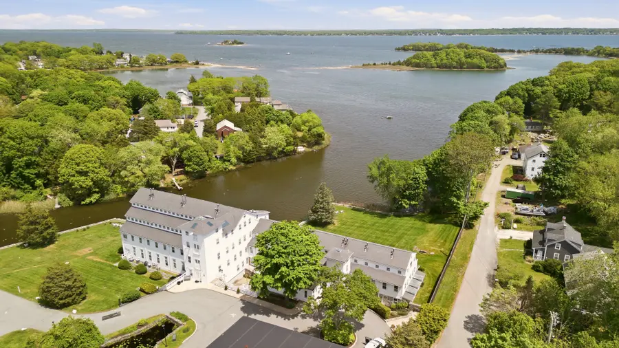 40 Web Avenue #11, North Kingstown, RI 02852 - #2
