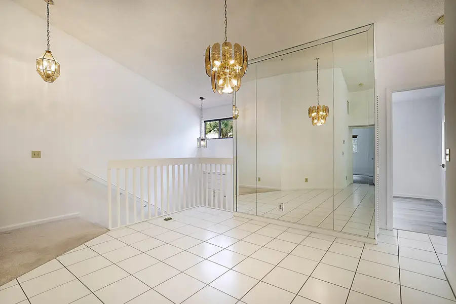 9 Via De Casas Sur #203, Boynton Beach, FL 33426 - Image #2