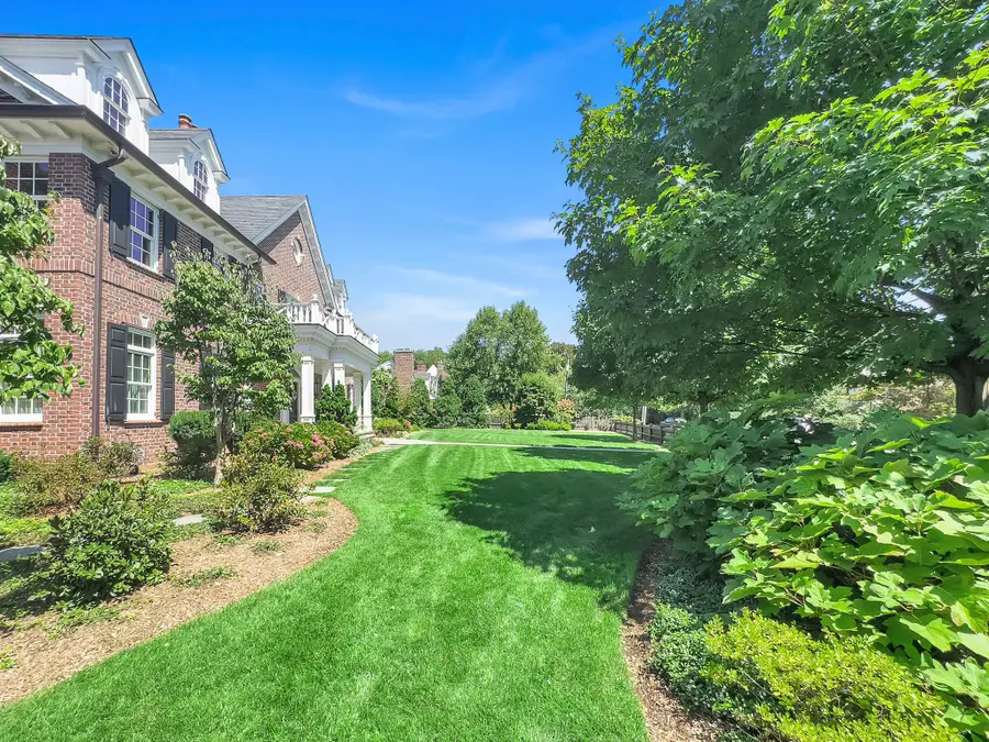 480 Knollwood Road, Ridgewood, NJ 07450 - Image #3