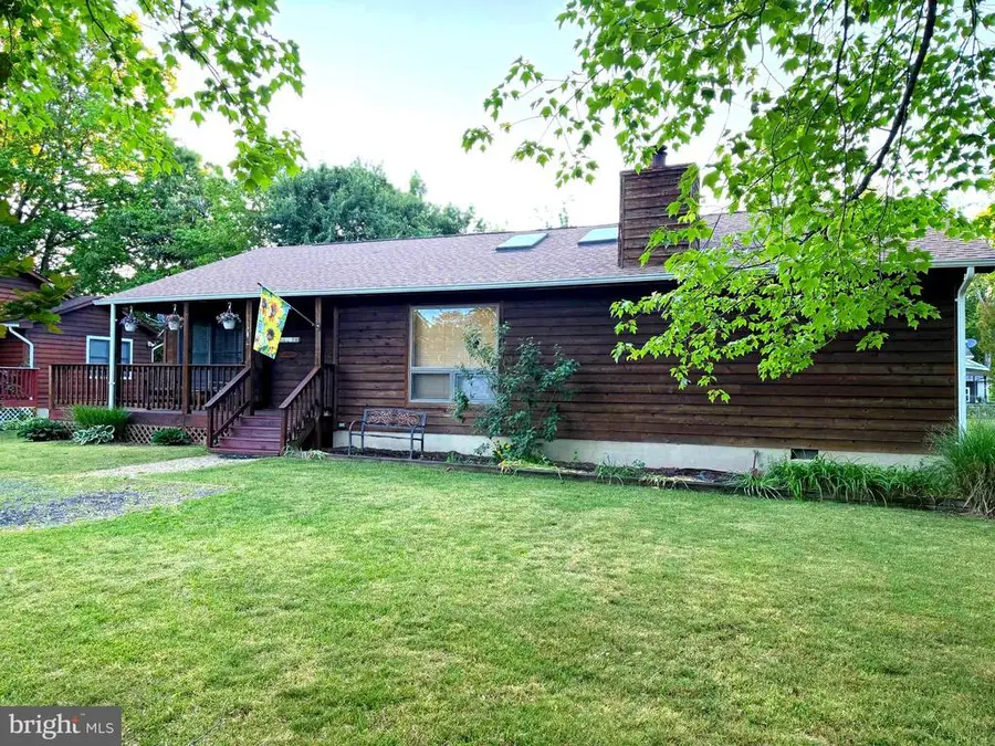 121 11th St S, Colonial Beach, VA 22443 - #2