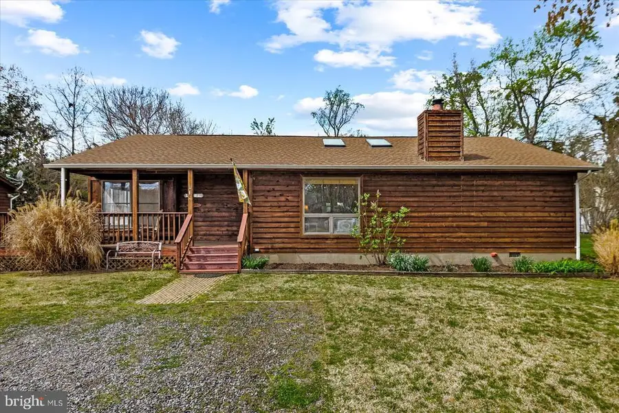 121 11th St S, Colonial Beach, VA 22443 - #3