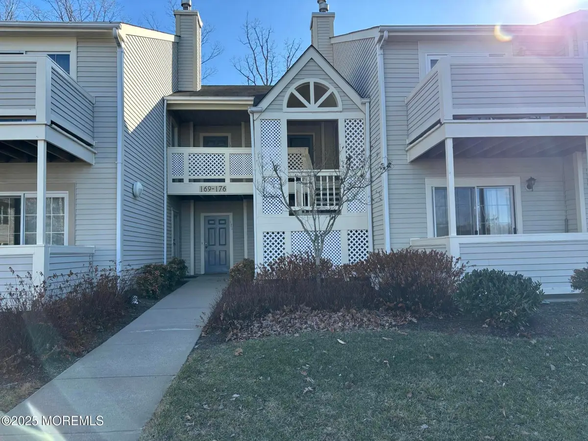 176 Pinetree Court, Howell, NJ 07731 - Image #1