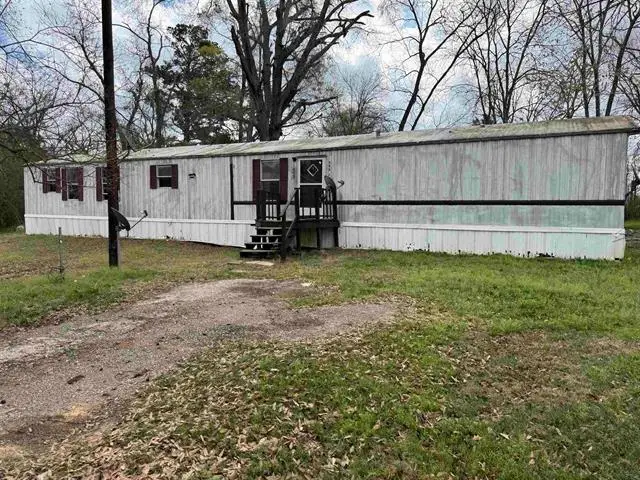 988 N 2nd St, Timpson, TX 75975 - #2