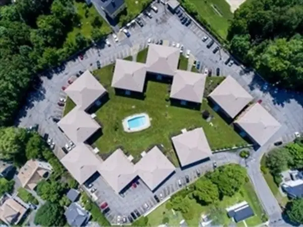 4 Colonial Village Drive #7, Arlington, MA 02474