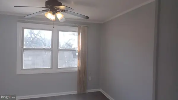 2053 Larkhall Rd, DUNDALK, MD 21222