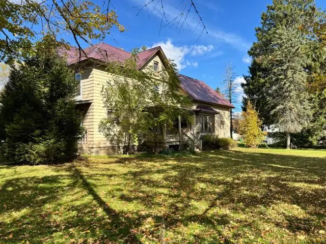 17 Pleasant Street, Sugar Grove, PA 16350 - #2