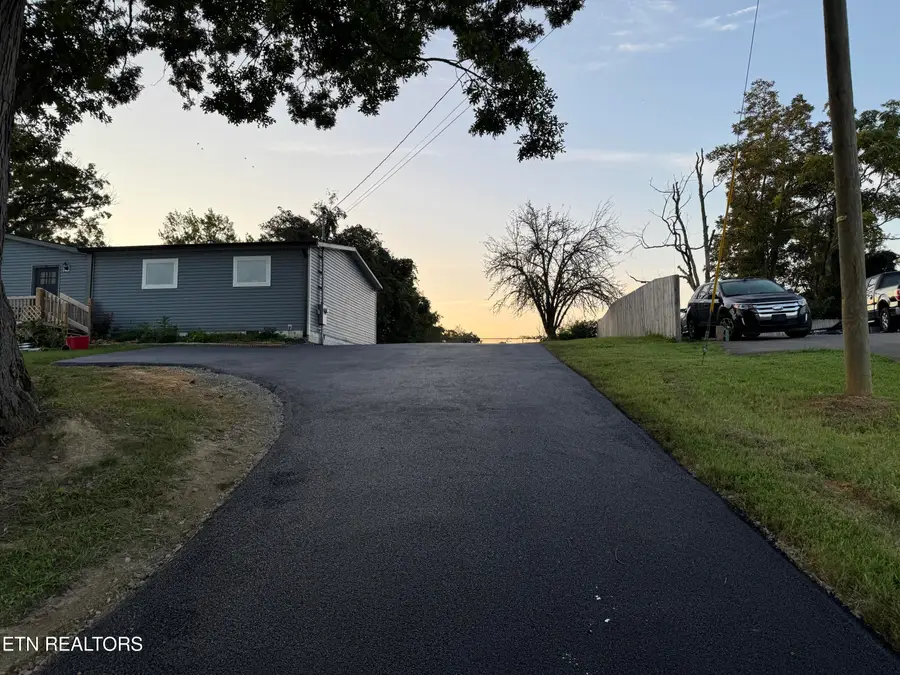 593 Summerville Road, Kingsport, TN 37663 - Image #3