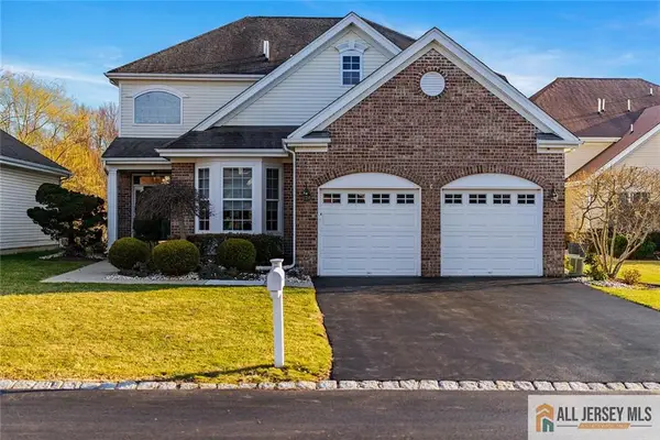 -209 Blackberry Way, Monroe, NJ 08831