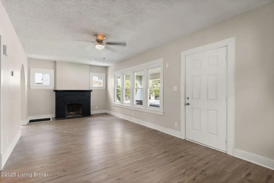 1414 Belmar Dr, Louisville, KY 40213 - Image #2