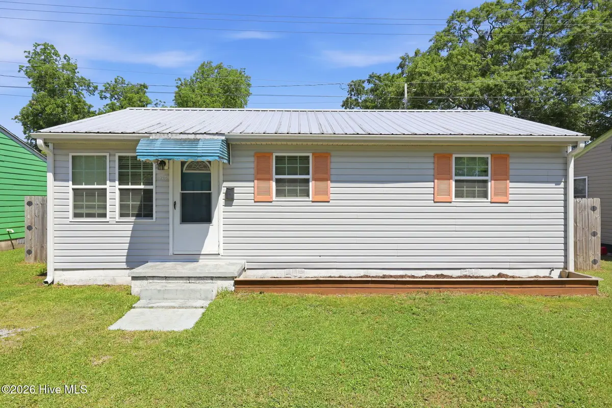 518 Ruth Avenue, New Bern, NC 28560 - #1