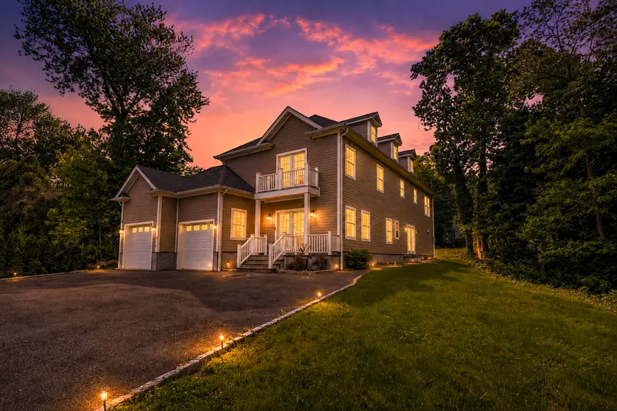 1 Kewanee Road, New Rochelle, NY 10804 - #3