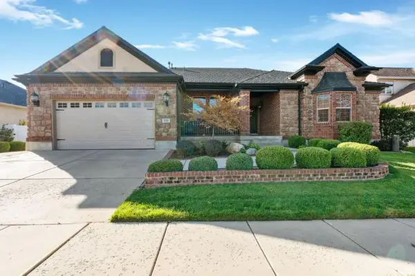330 W Paradiso Ln, Centerville, UT 84014
