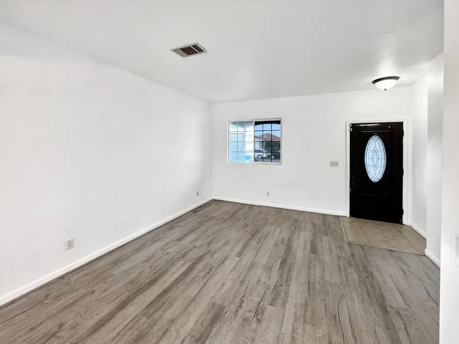 2196 Roberta Avenue, Marysville, CA 95901 - #3