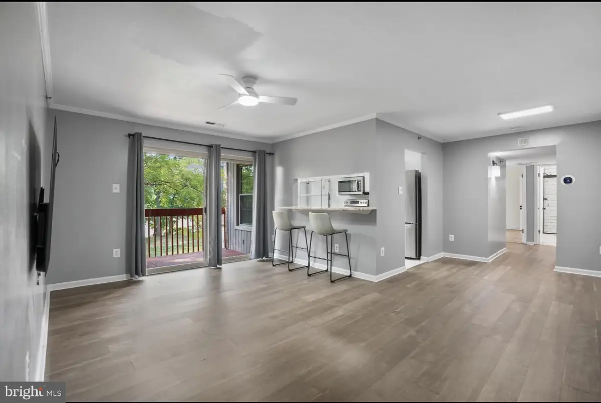 4 Cedar Valley Pl #202, Baltimore, MD 21221 - #1