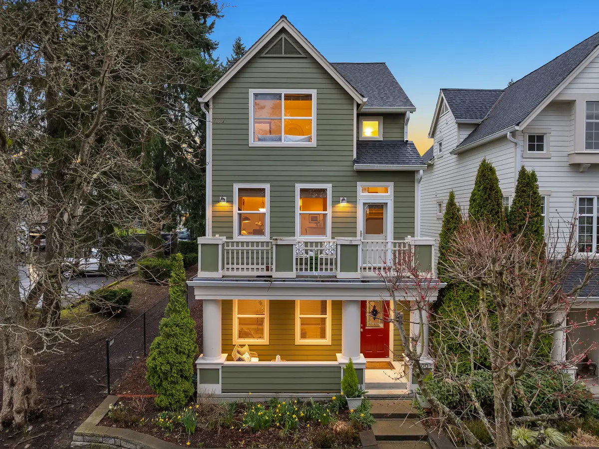 300 Wyatt Way Ne #1, Bainbridge Island, WA 98110 - #1