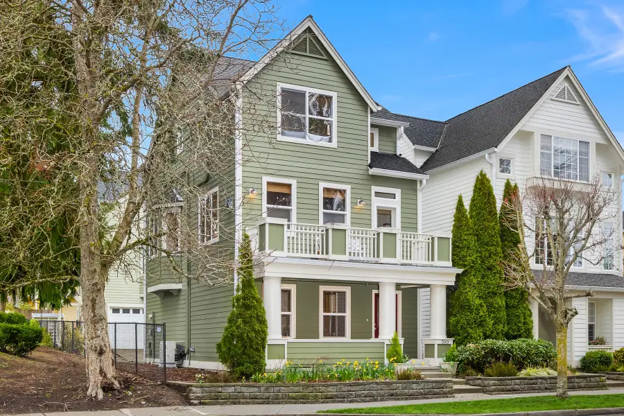 300 Wyatt Way Ne #1, Bainbridge Island, WA 98110 - #3