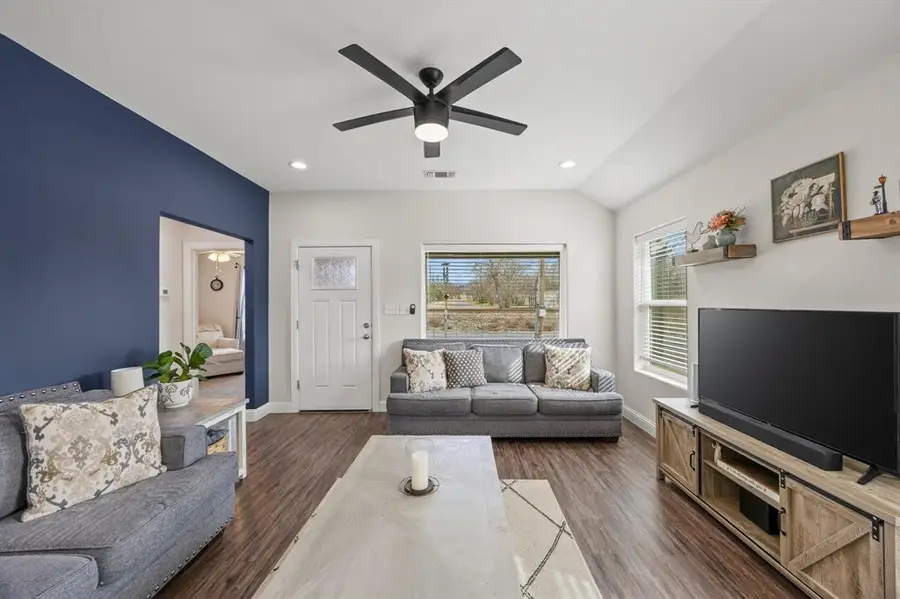 800 N Broughton Street, Sherman, TX 75090 - Image #3