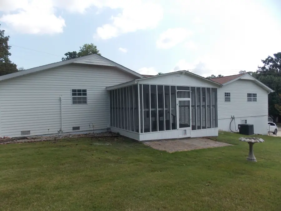 2006 Holloway Drive, Poplar Bluff, MO 63901 - Image #2