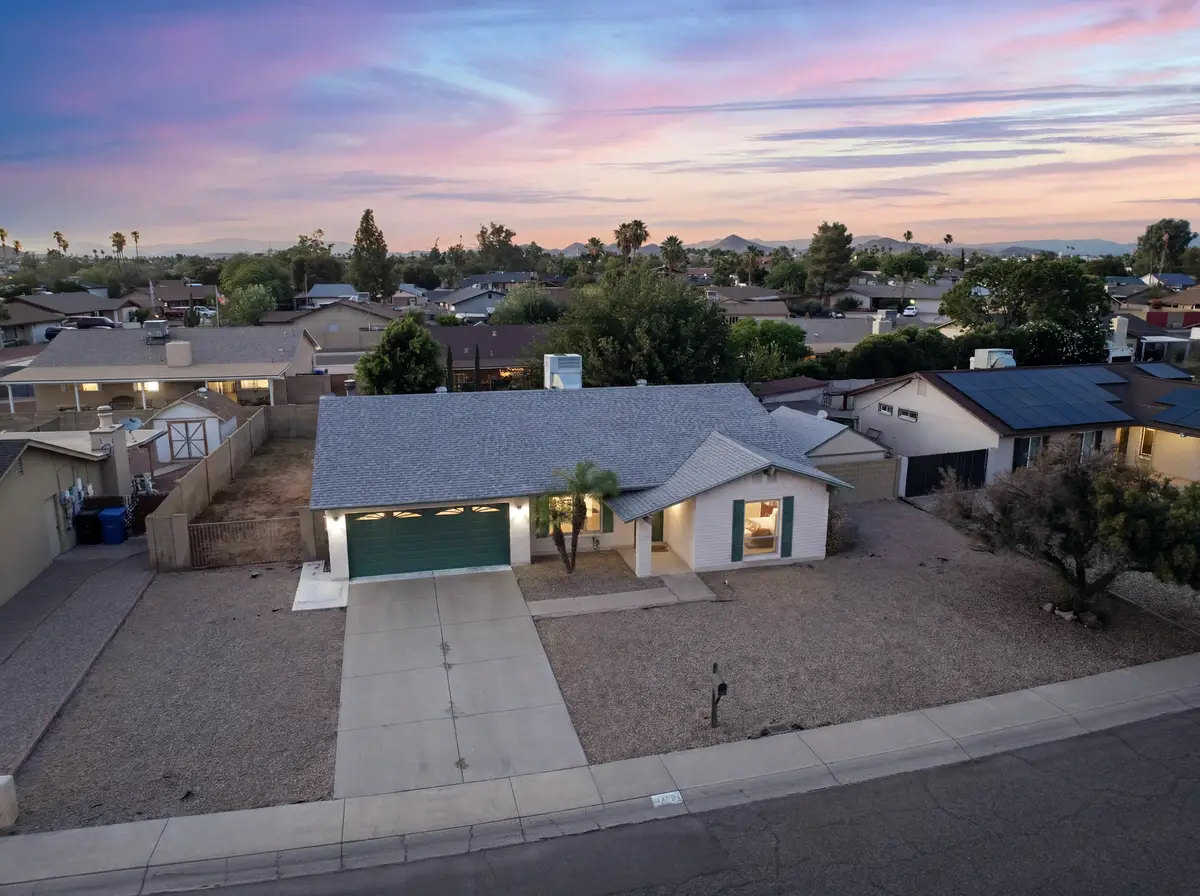 1434 W Kerry Lane, Phoenix, AZ 85027 - #1