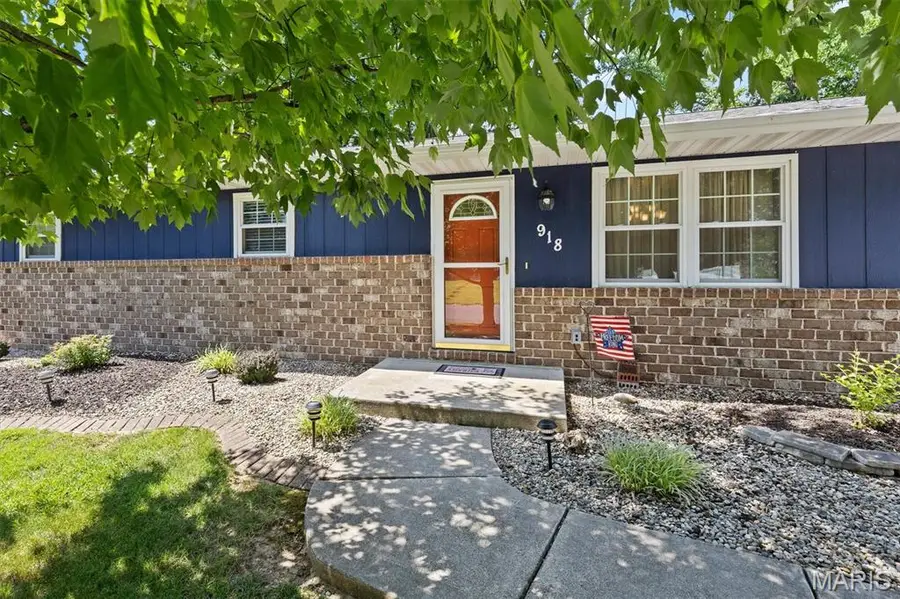 918 Wheatridge Drive, Troy, IL 62294 - #2